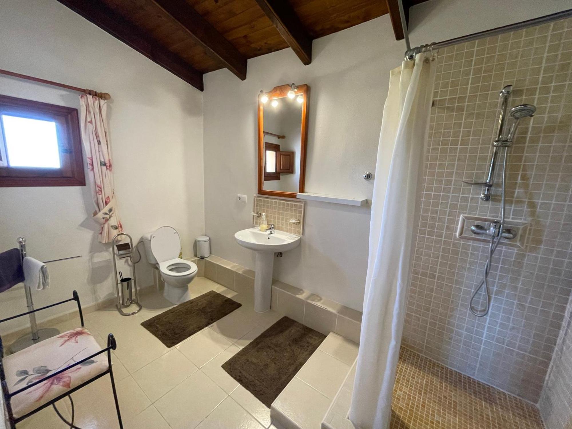 Grapevine Manor Guest House Monovar Room photo